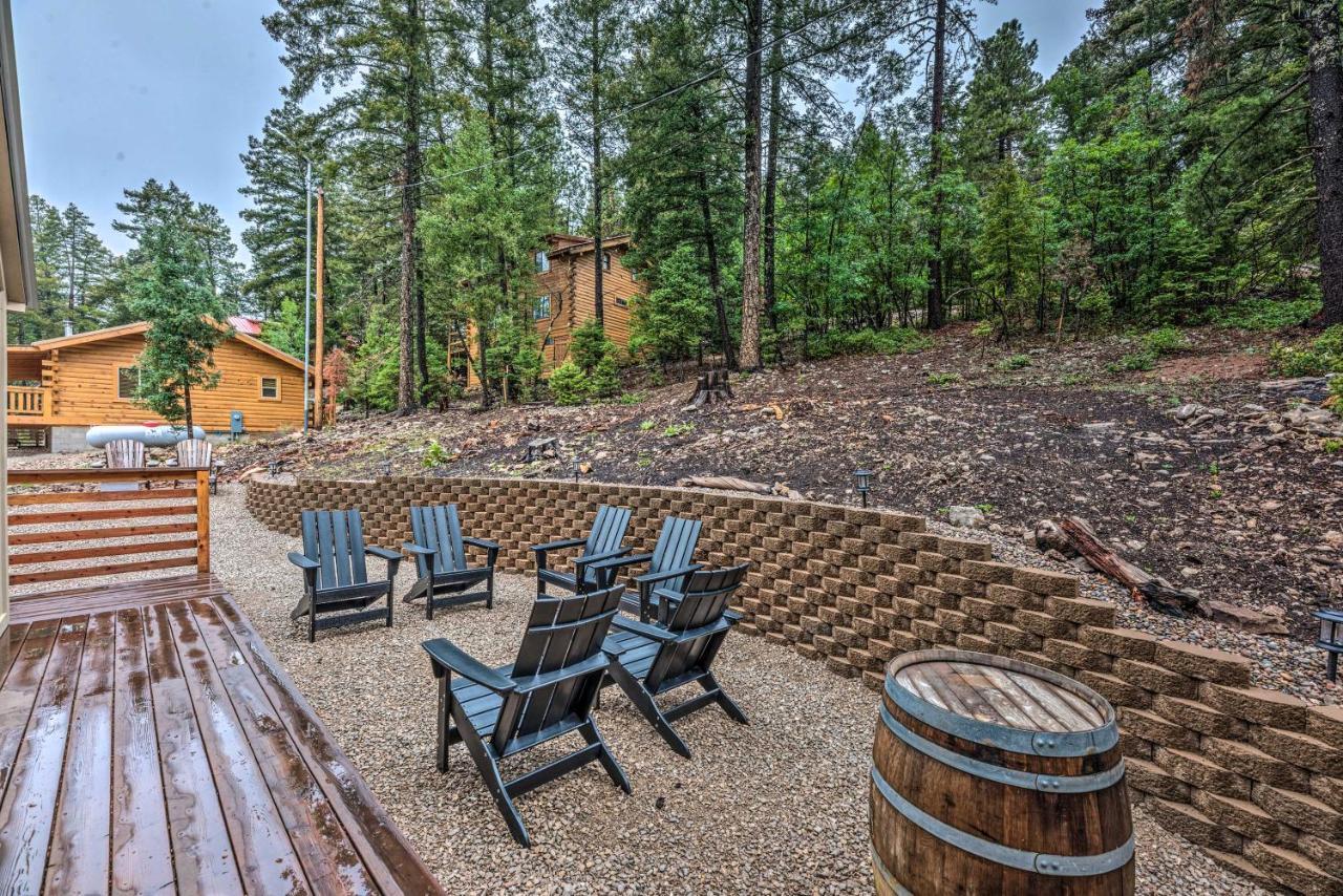 On The Rocks - A Modern Home With Decks And Views Клаудкрофт Екстериор снимка
