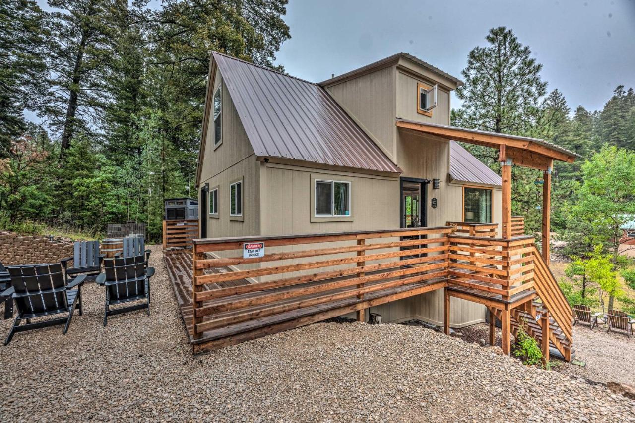 On The Rocks - A Modern Home With Decks And Views Клаудкрофт Екстериор снимка