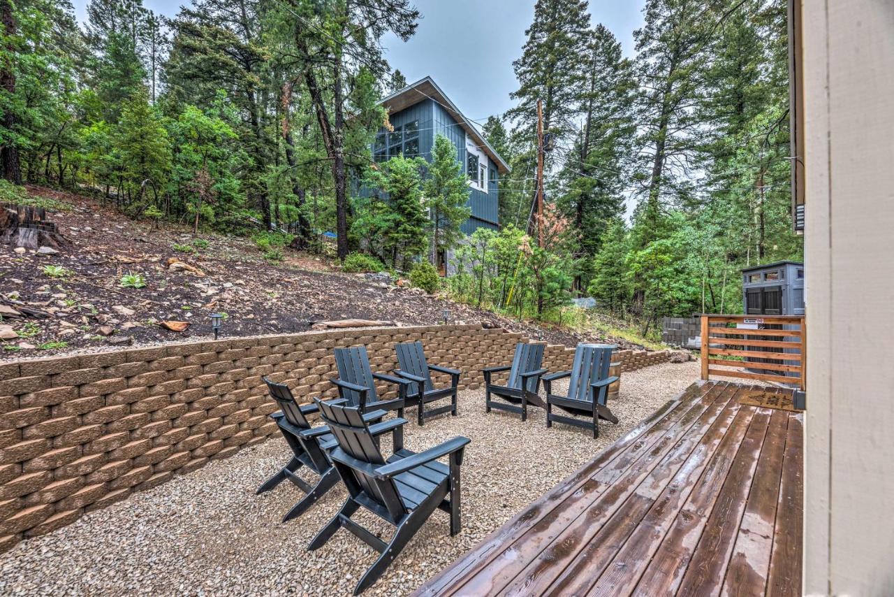 On The Rocks - A Modern Home With Decks And Views Клаудкрофт Екстериор снимка